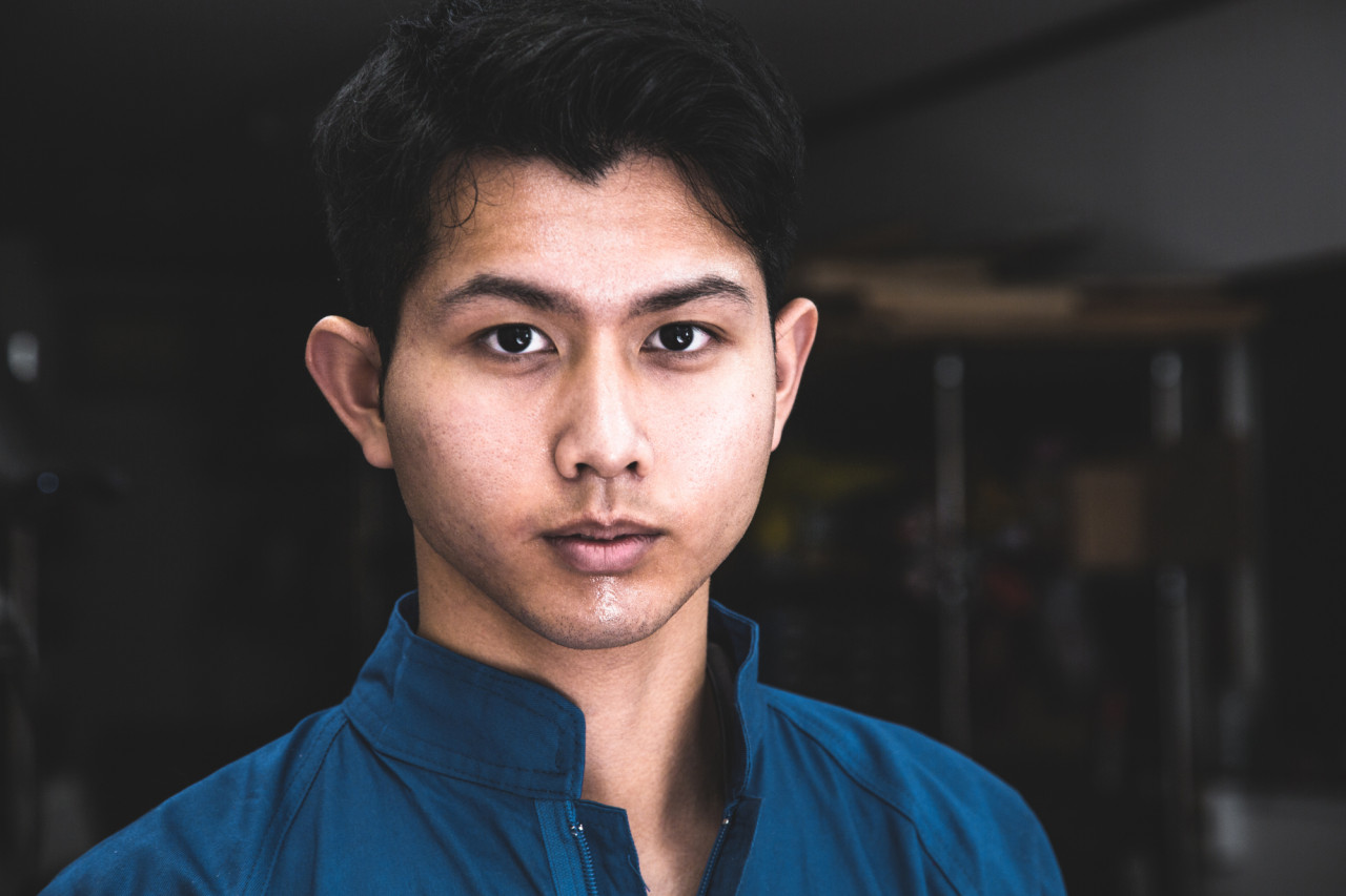 溶接加工所の作業員